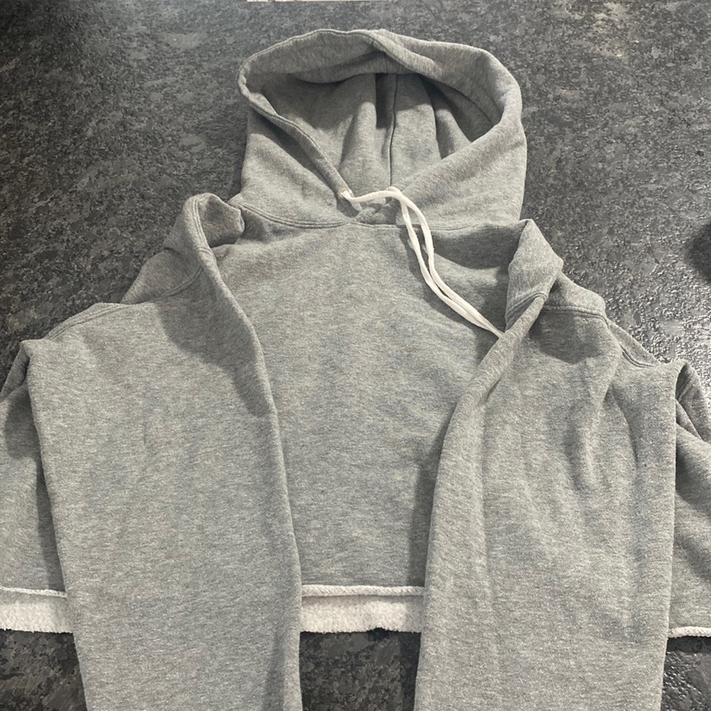 Cropped grey hoodie